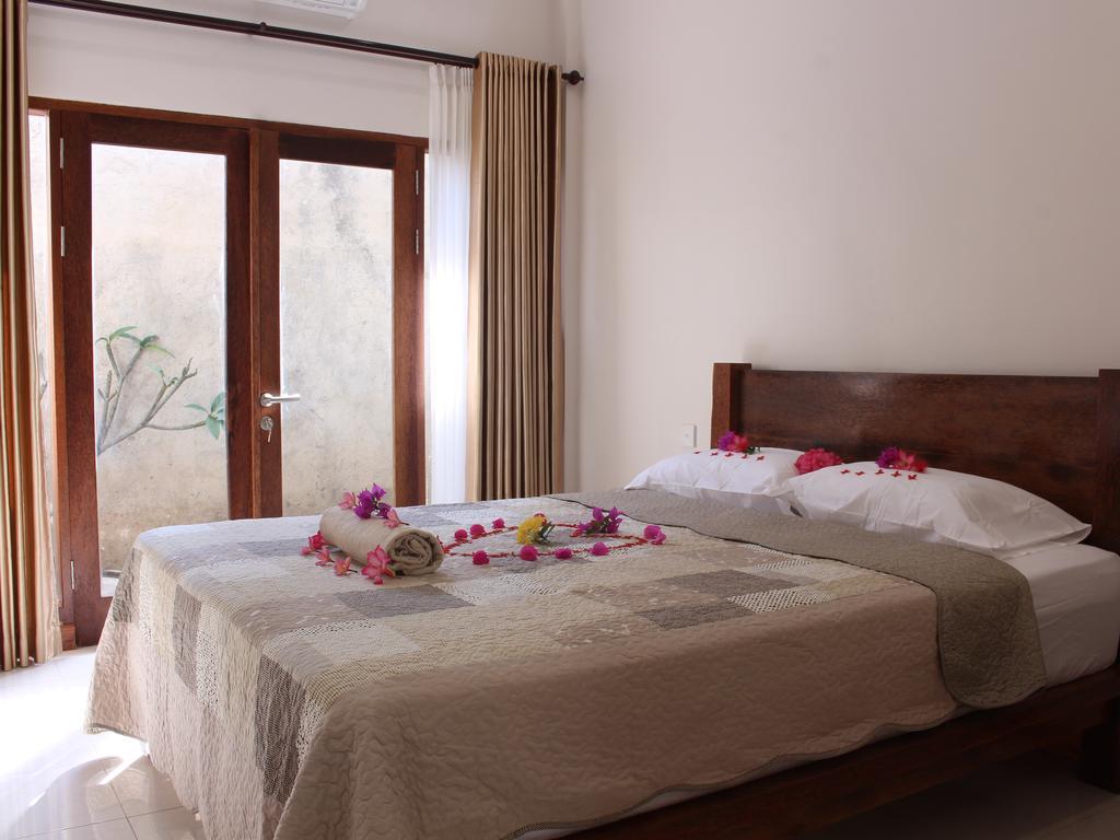 Kampoeng Senggigi Hotel Mangsit Екстериор снимка